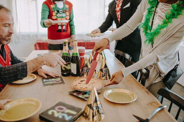 How To Prep The Office For A Holiday Party