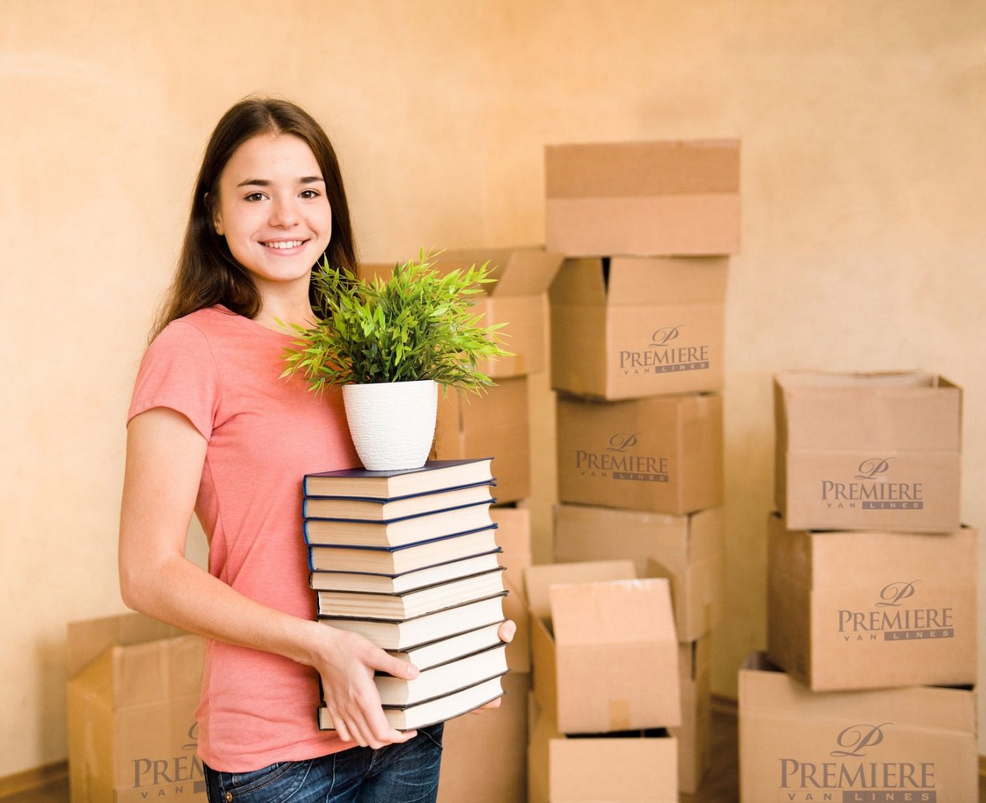 Read more about the article How to Pack a Living Room for Moving