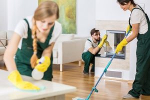 Read more about the article COMPLETE CLEANING SERVICES ARE AT YOUR DISPOSAL