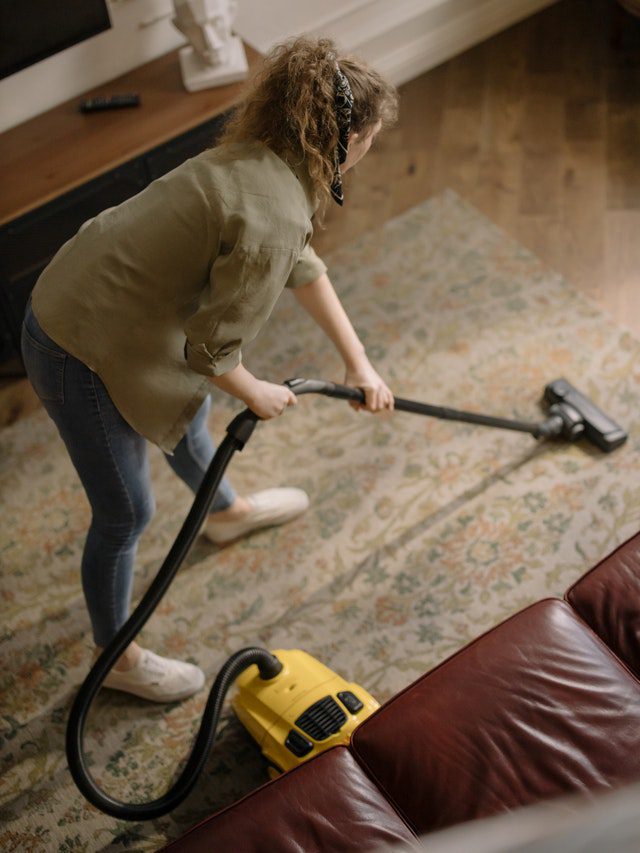 10 Time-Saving House Cleaning Tips for 2022