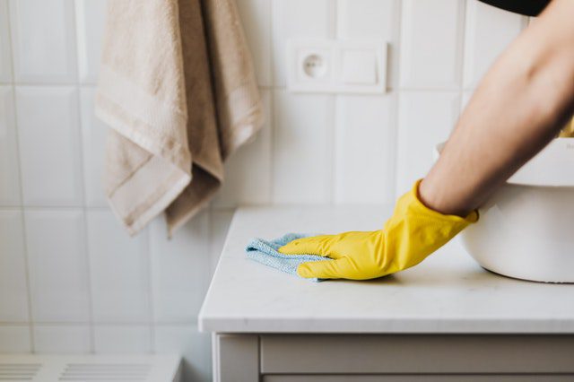 Read more about the article Why You Should Hire Move Out Cleaners