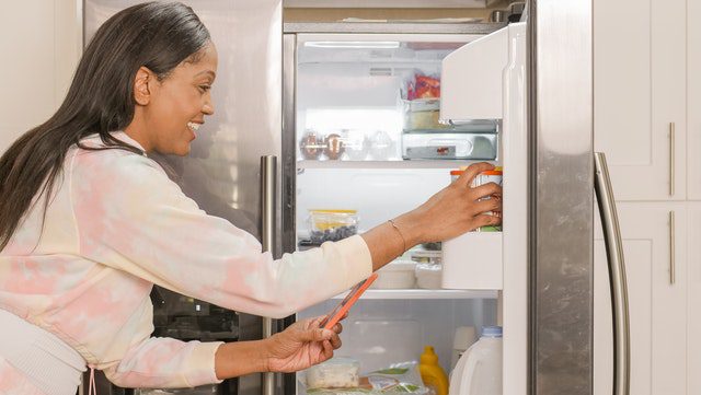 Tips To Get Rid Of Smells In Your Fridge