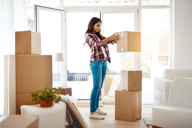Moving Truck Rental vs Full-Service Movers