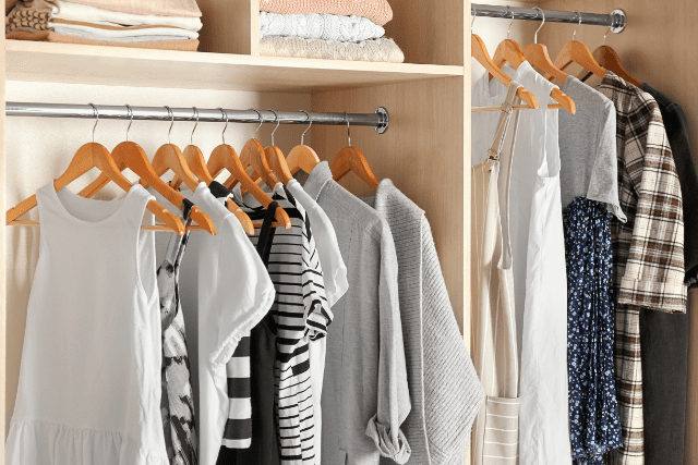 How To Use The KonMari Method for Decluttering