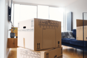 Read more about the article Essential Moving Day Tips